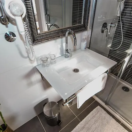 Kameni Dvori - Family Near Dubrovnik Casa vacanze Lovorno