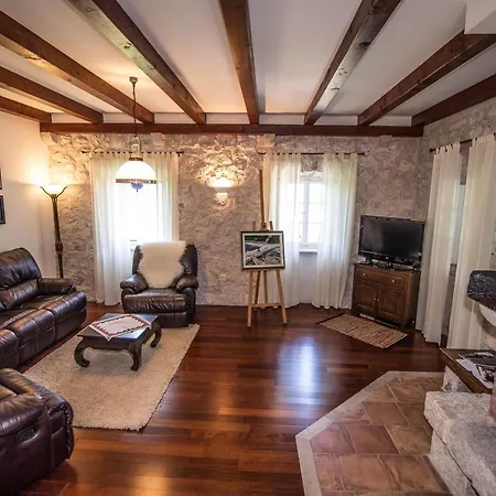 Kameni Dvori - Family Near Dubrovnik Σπίτι διακοπών Lovorno