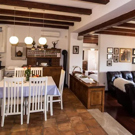 Kameni Dvori - Family Near Dubrovnik Vakantiehuis Lovorno