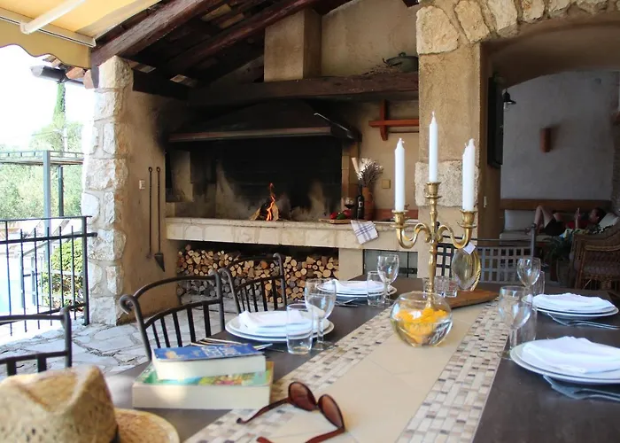 בית נופש Kameni Dvori - Family Near Dubrovnik